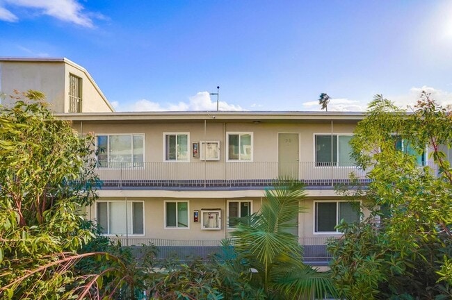 Foto del edificio - 6325 8th Ave