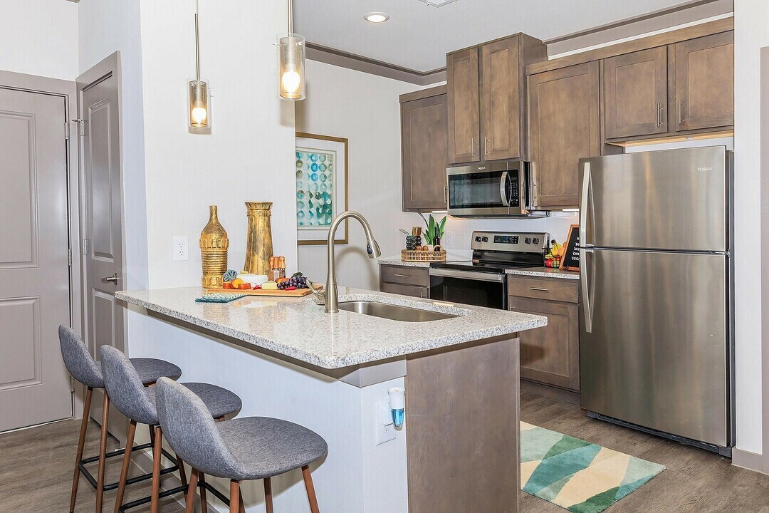 Big Perks, Big Savings – Up to $1,500 FREE... - Big Perks, Big Savings – Up to $1,500 FREE...