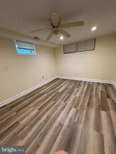 Building Photo - 9 E Overlea Ave