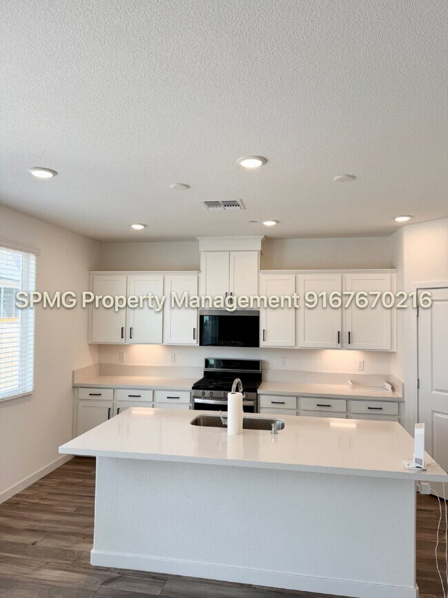 Building Photo - Twelve Bridges Home with Solar & 2-Car Garage