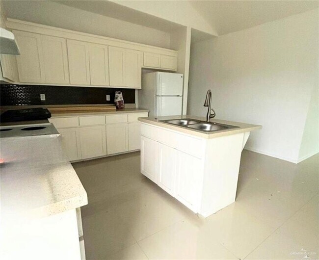 Foto del edificio - 6 Primrose Ave