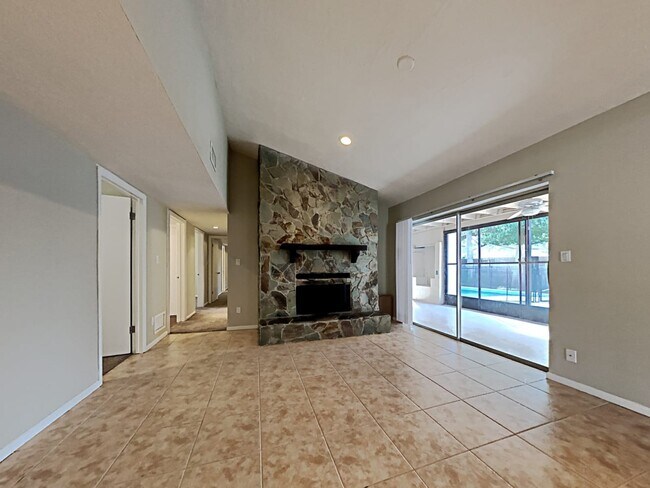 Foto del edificio - 2464 Carolton Rd