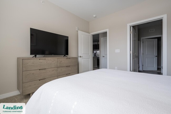 Foto del edificio - 16200 Croft Dr