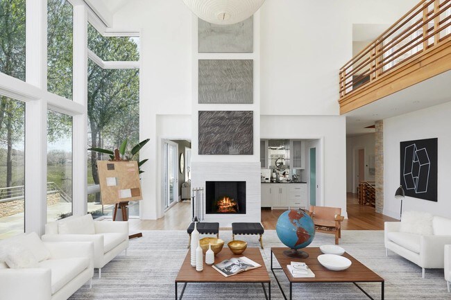 Foto del edificio - 73 Briar Patch Rd