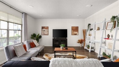 Building Photo - 8730 N Mopac Expy