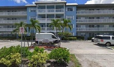 Building Photo - 3800 Van Buren St