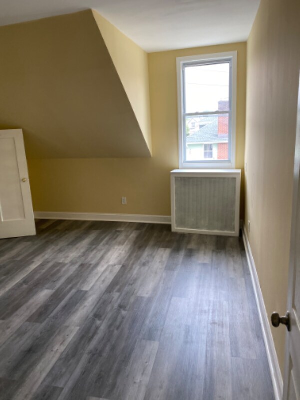 Foto del edificio - 42 Leonard Pl