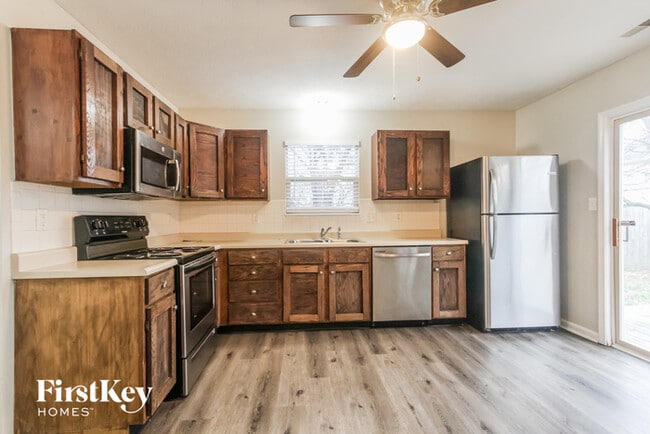 Foto del edificio - 757 Kingston Cir
