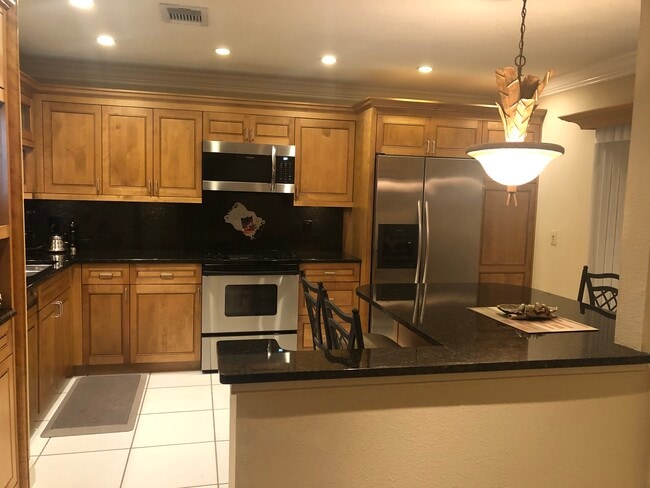 Photo - 1055 Kensington Park Dr Apartment