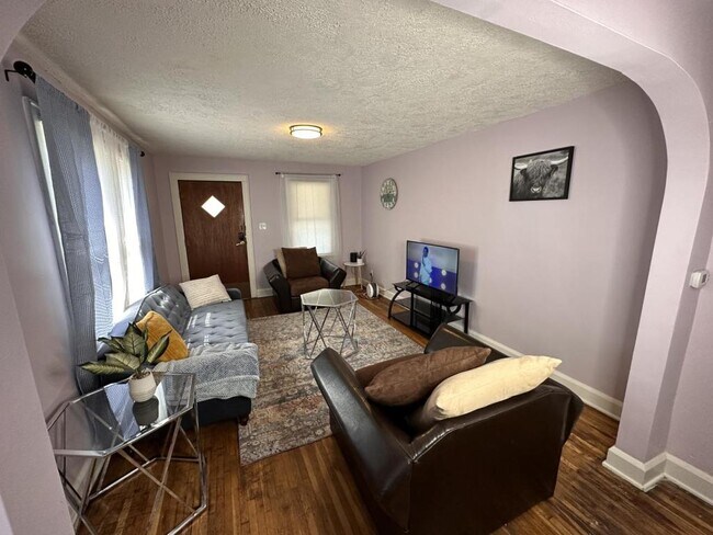 Photo - 115 S Elder Ave House