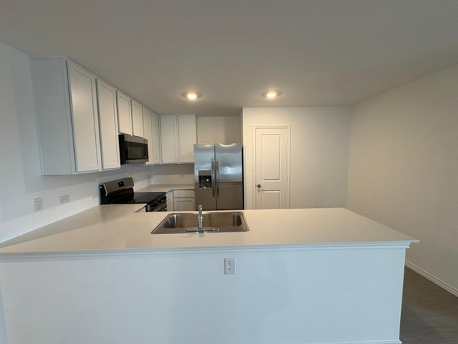 Foto del edificio - 1907 Bear Grass Rdg Rd