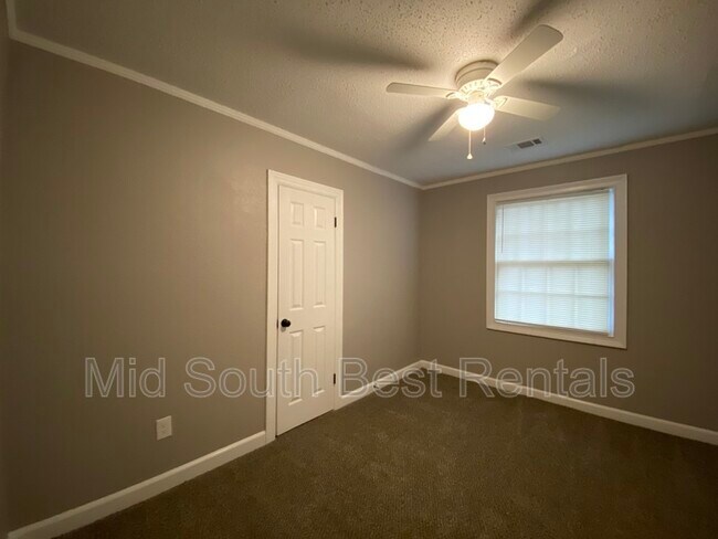 Foto del edificio - 792 Dawn Cove