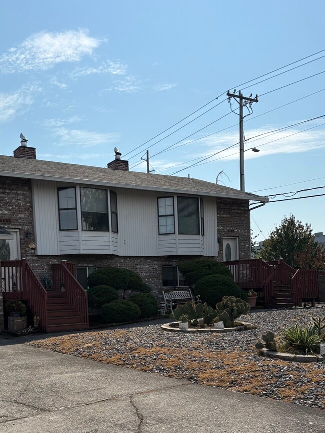 Building Photo - 2608 SW 23rd St