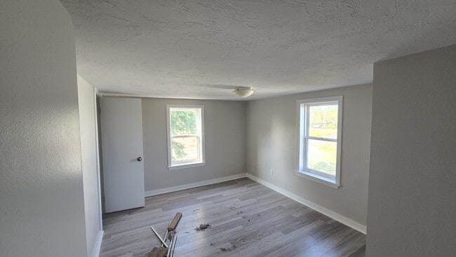 Building Photo - 2107 Champlain St