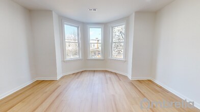 Building Photo - 343 E 28th St