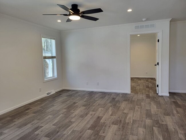 Foto del edificio - 1143 Bayside Rd