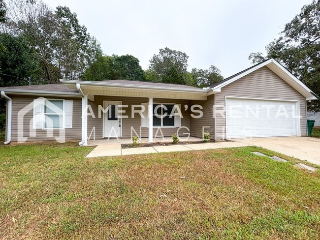 Building Photo - Home in McCalla!! - Available to View NOW!...