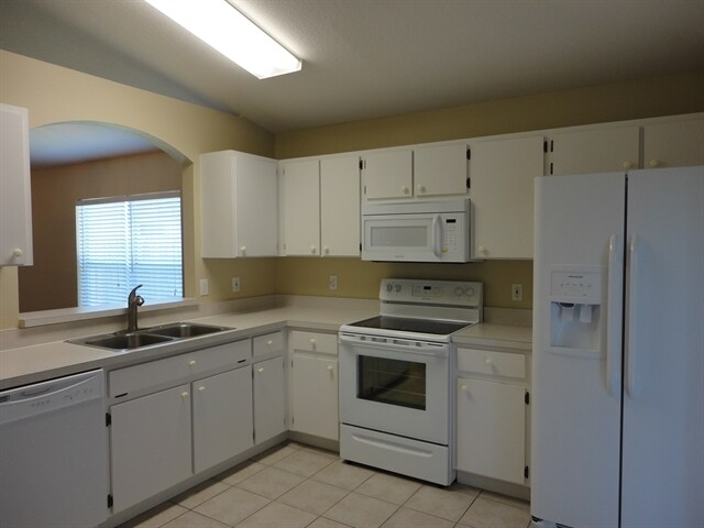 Foto del edificio - 1739 Mosaic Forest Dr