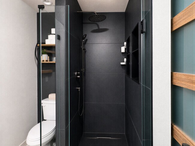 Foto del edificio - 8102 Briar Ridge Ln