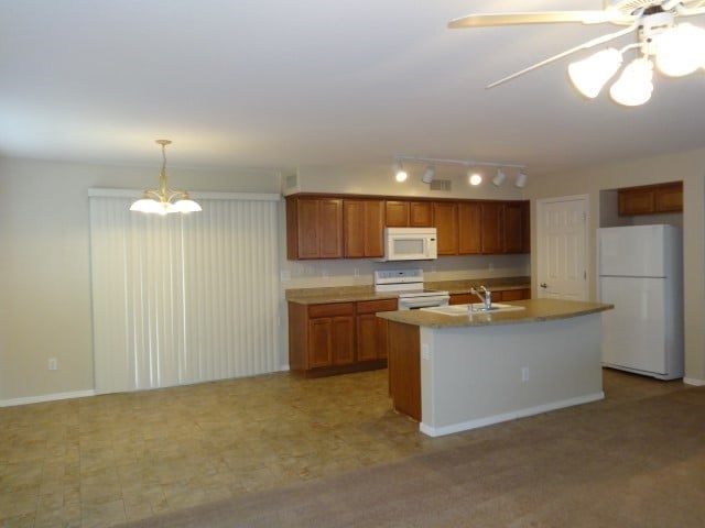 Building Photo - 15472 W Statler Cir