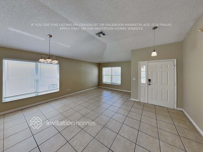 Building Photo - 2539 Chatham Cir