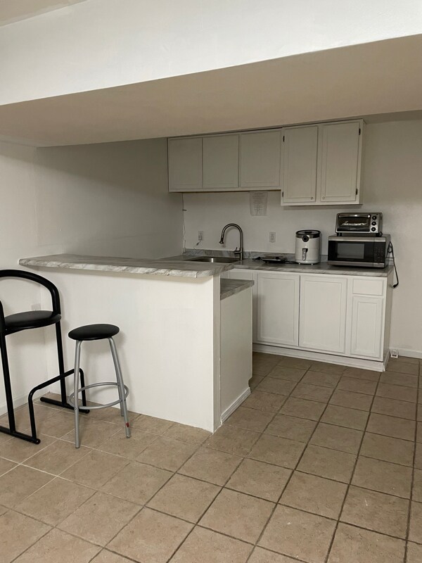 Building Photo - 217 Jubaka Dr