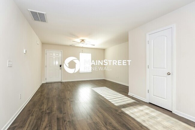 Foto del edificio - 3 Bedroom Pet-Friendly Home in La Vergne, ...