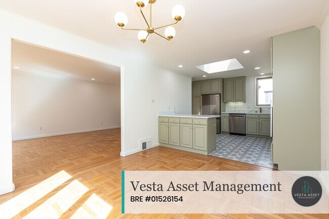 Foto del edificio - Where Pacific Heights Feels Like Home