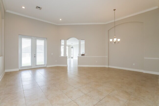 Foto del edificio - 5630 Vintage View Ave