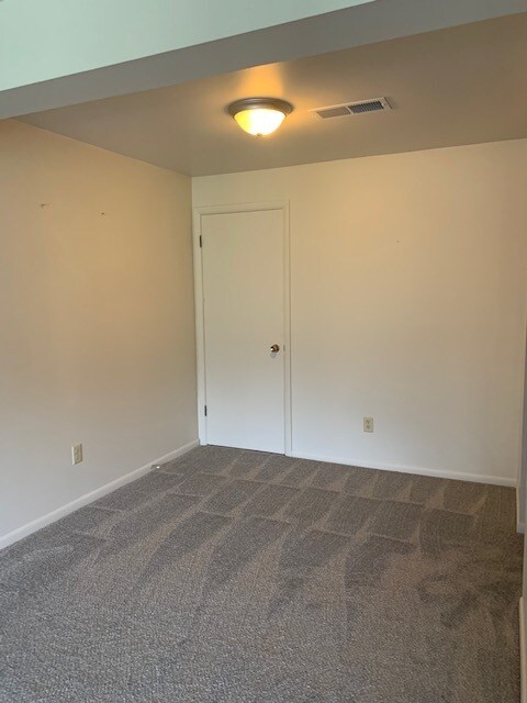 Dining room - 206 Hook St