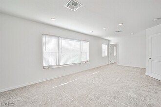 Building Photo - 7412 Legacy Pt St