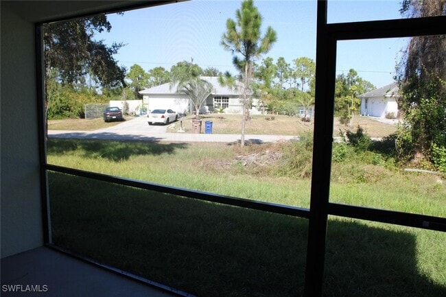 Building Photo - 4760-4762 22nd St SW