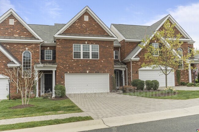 Building Photo - 2903 Triple Notch Ct