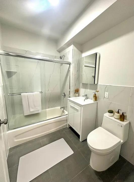 Foto del edificio - 214-33 41st Ave