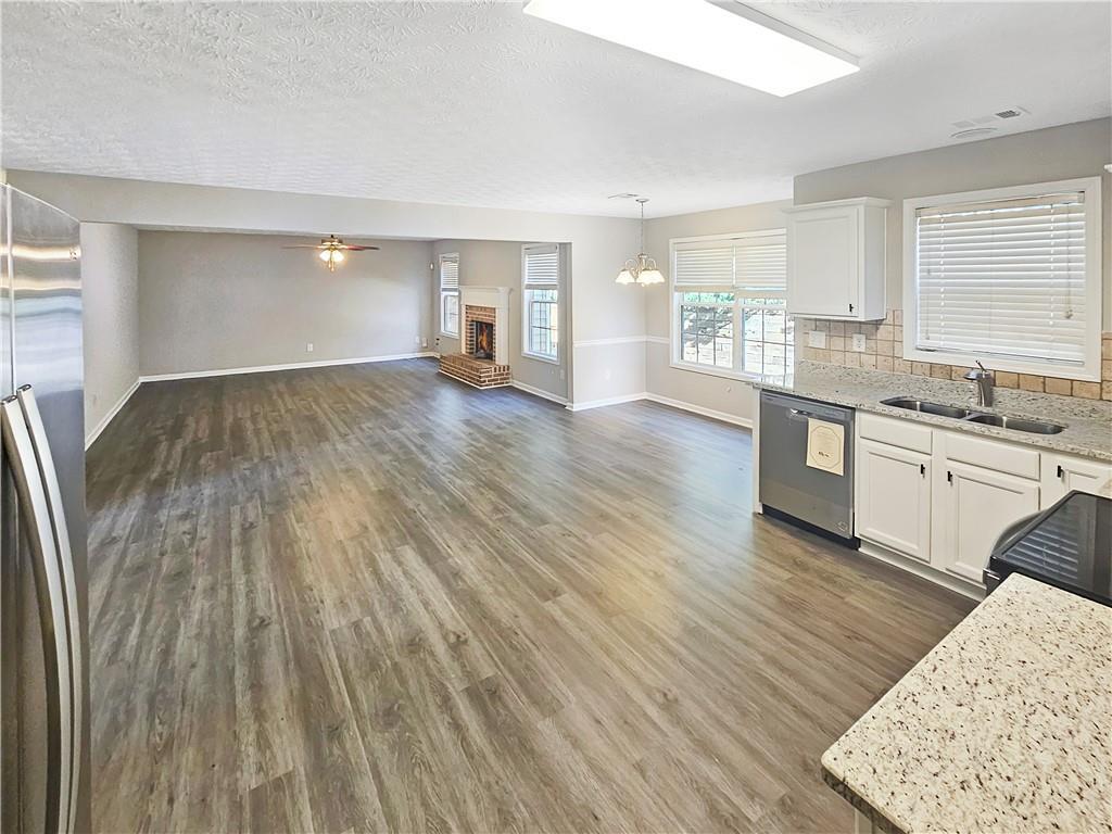 Primary Photo - 200 Landon Way