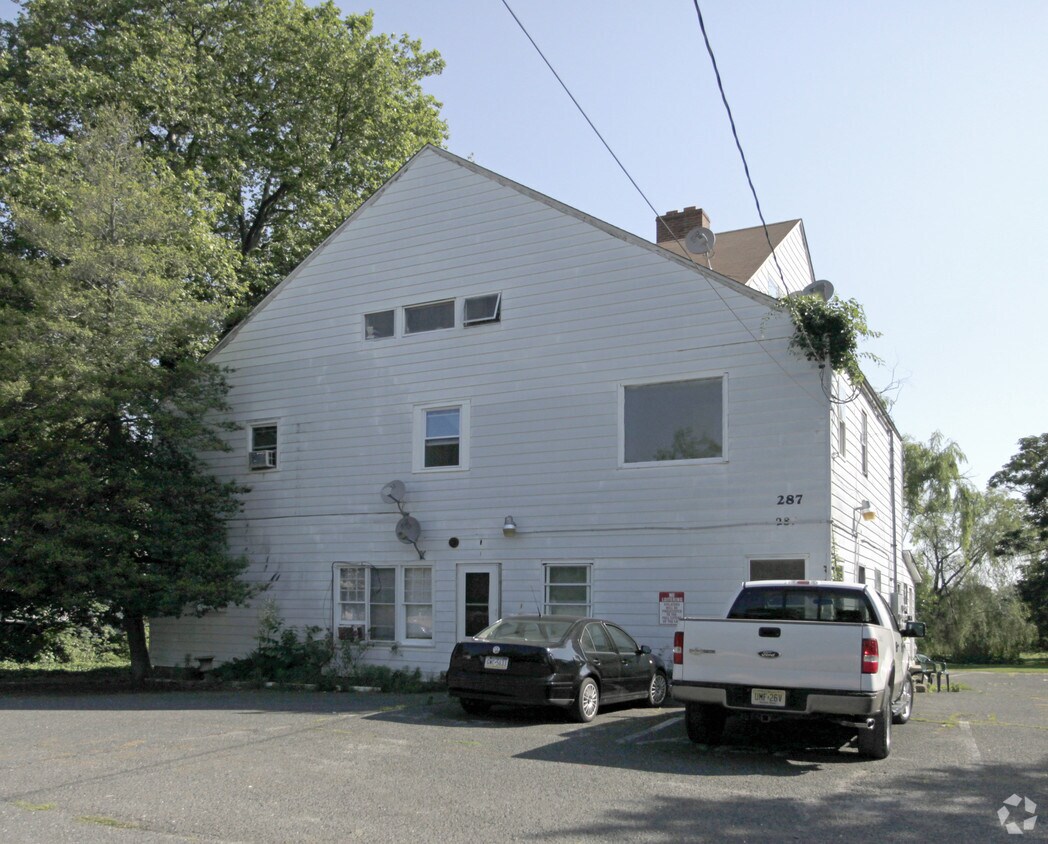 Primary Photo - 287 Liberty
