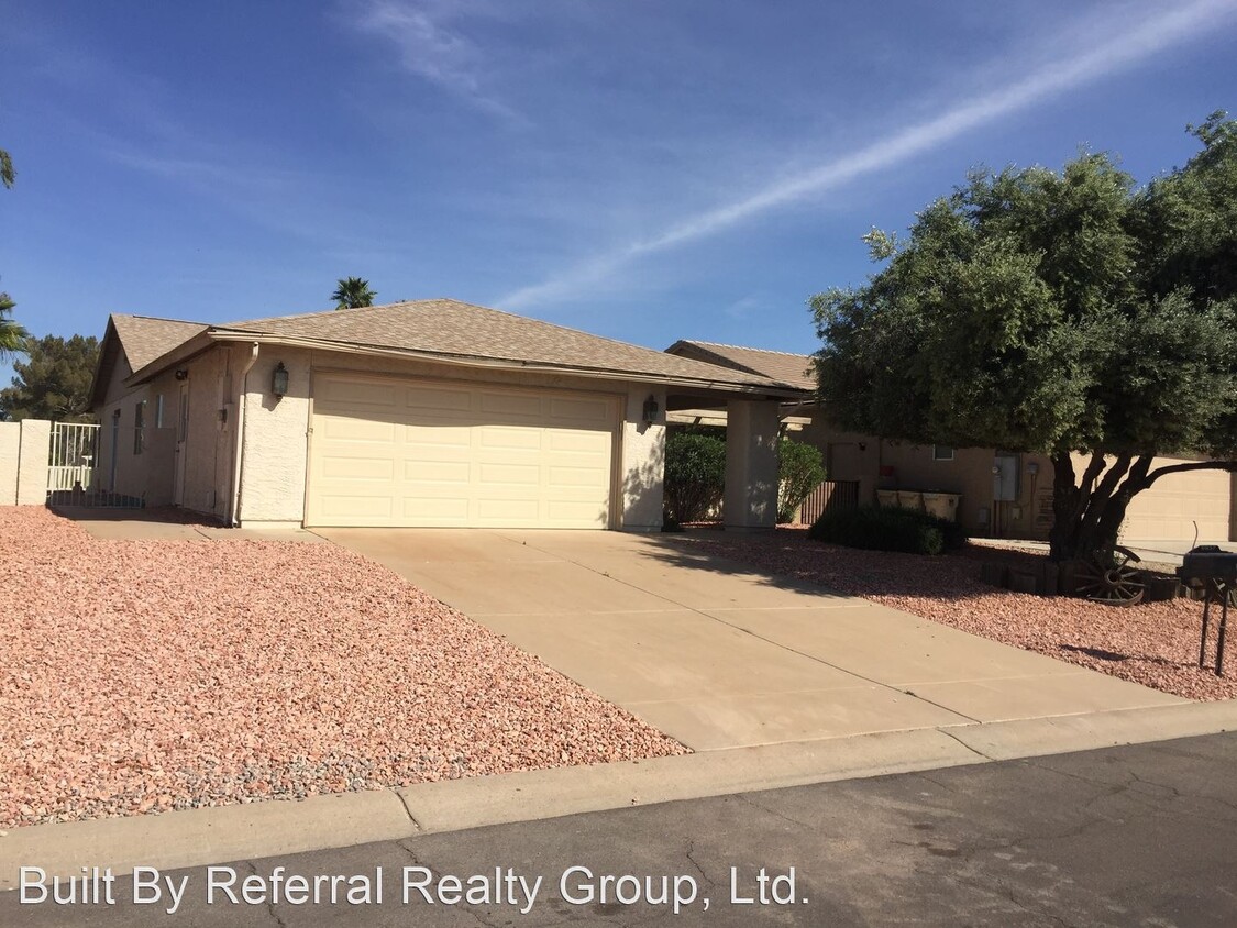 2 br, 2 bath House - 8837  E Fairway Blvd