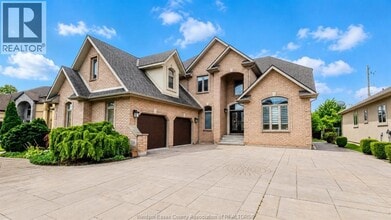 Building Photo - 380 Shoreview Cir