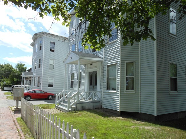 Building Photo - 130 Elm St