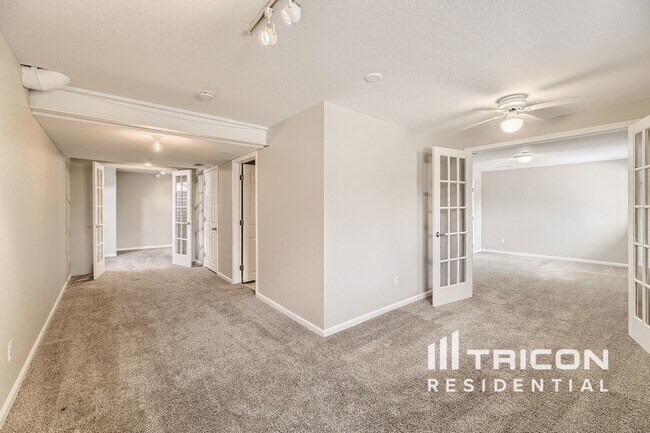Foto del edificio - 4219 S Killarney St