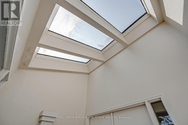 Photo du bâtiment - 4189 Inglewood Dr