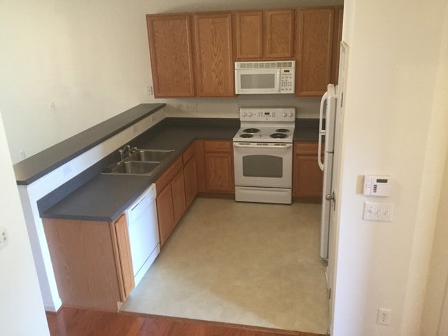 Foto del edificio - 8217 Martello Ln