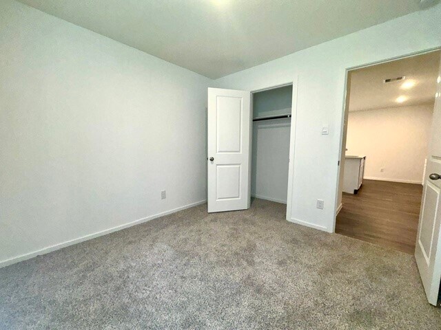 Building Photo - 40830 Hawthorne Glades St