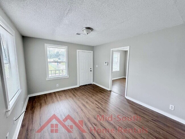 Foto del edificio - 1545 Patton St