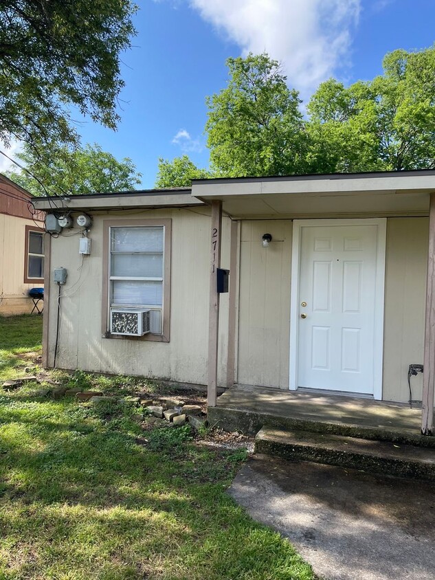 Primary Photo - Available Now 1 BR, 1 BA Duplex $700/mo