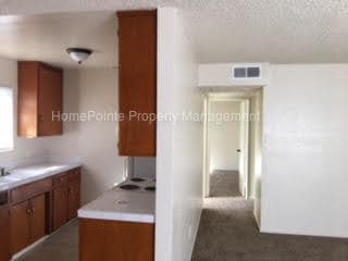 Foto del edificio - 5925 Hilltop Dr