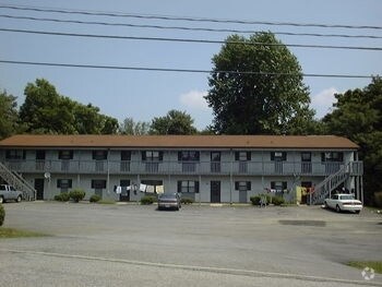 Building Photo - 206 Kenilworth Dr