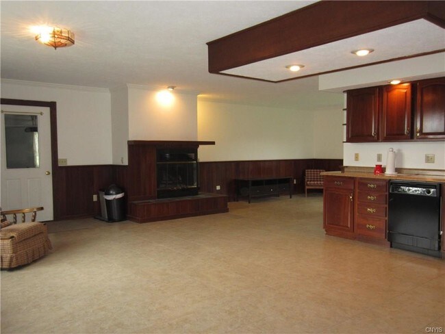 Building Photo - 3780 Rippleton Rd