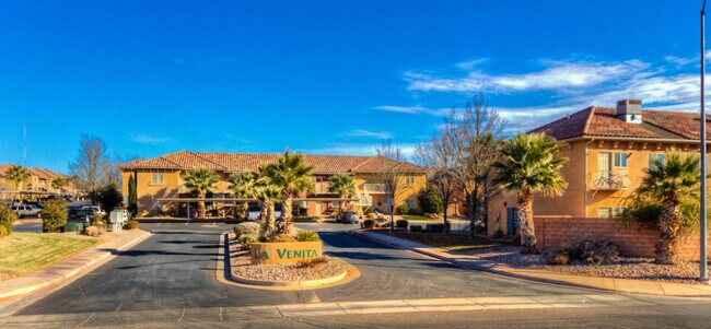 Building Photo - La Venita Condo - 2 bedroom 2 bathroom.