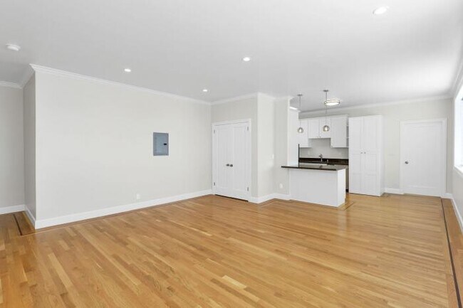Foto del edificio - 2 bedroom in San Francisco CA 94109